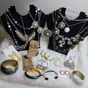 Lot Of Jewelry Bundle